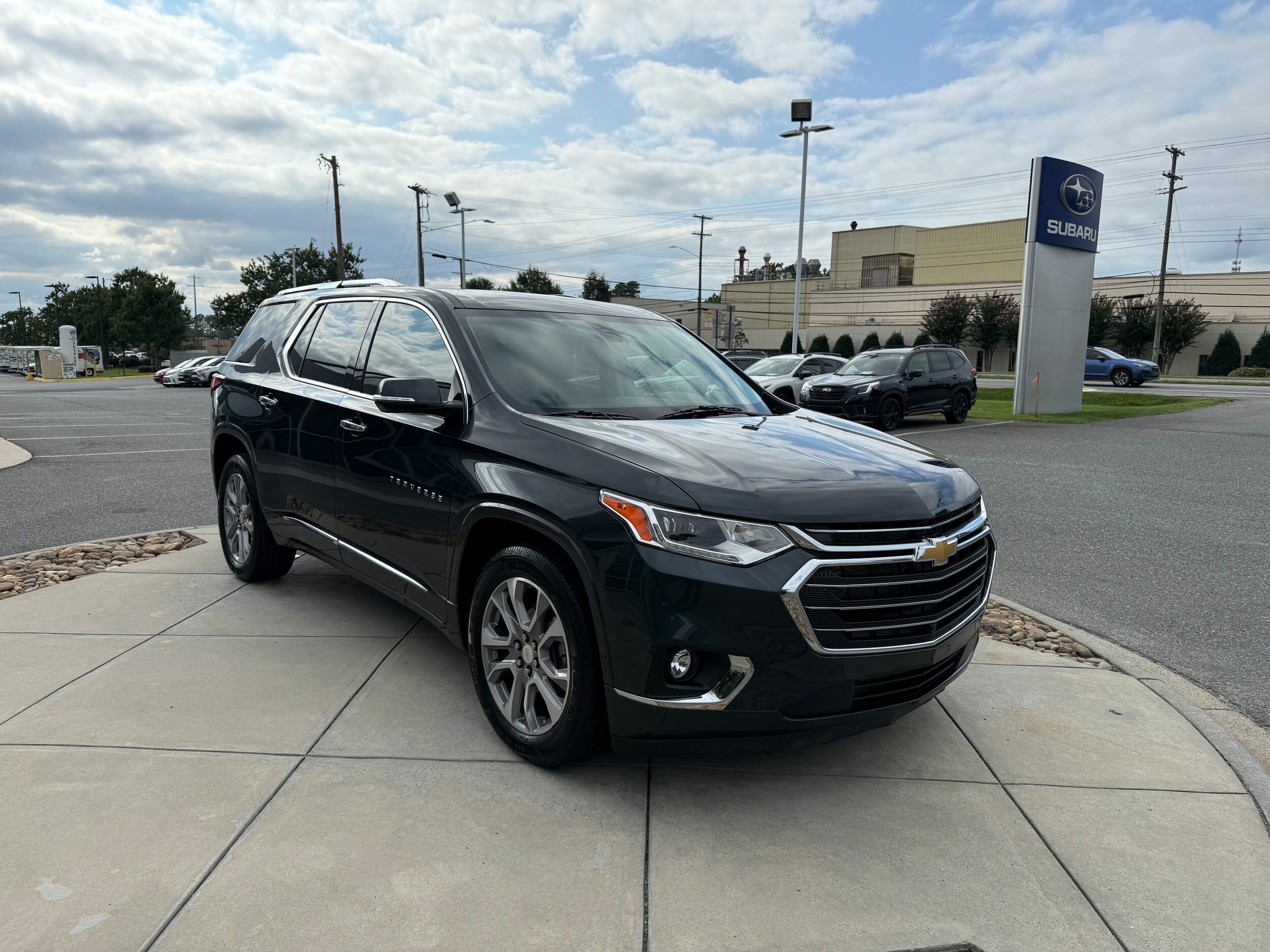 2020 Chevrolet Traverse Premier photo 4