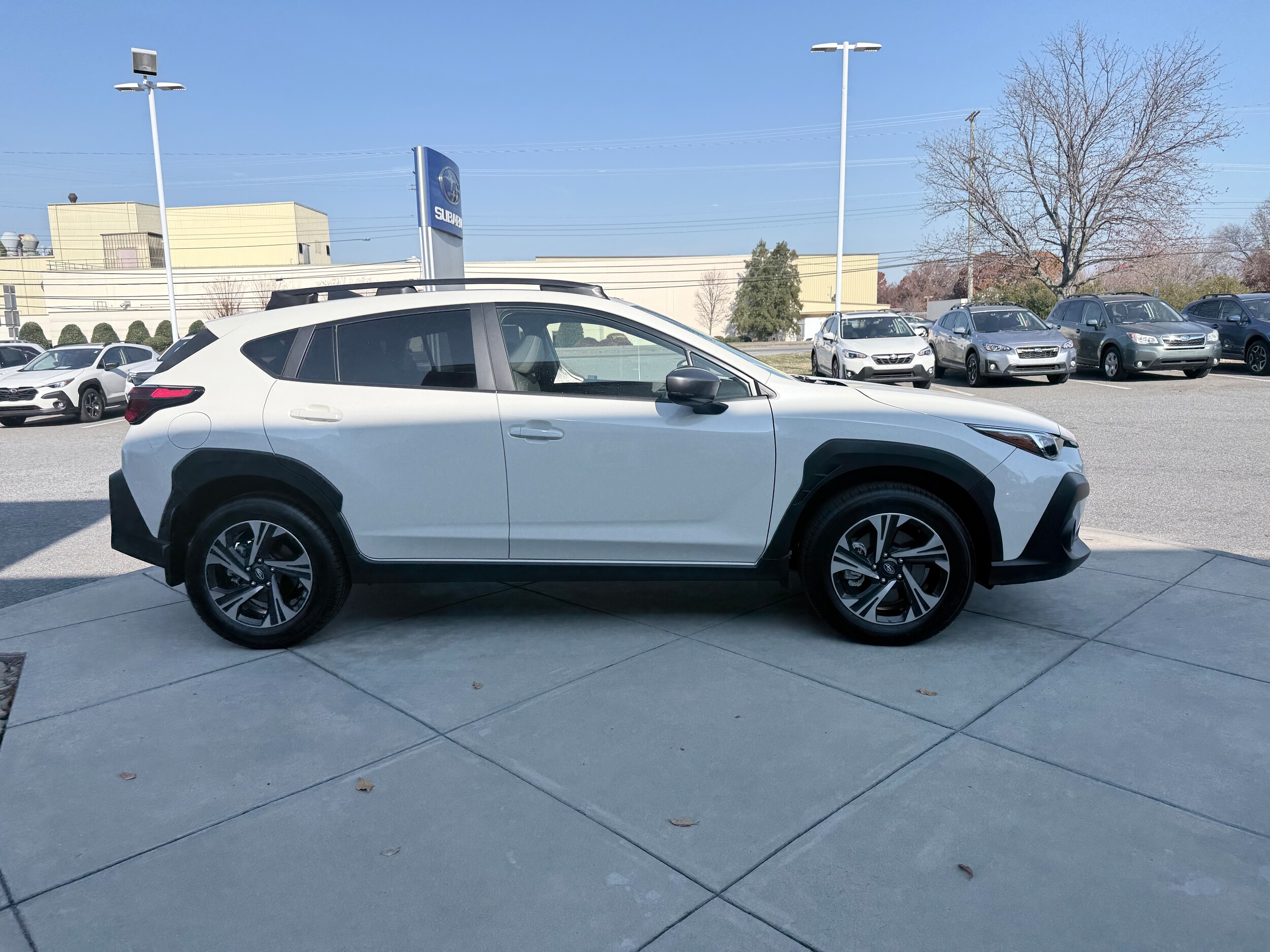 2025 Subaru Crosstrek Premium photo 2