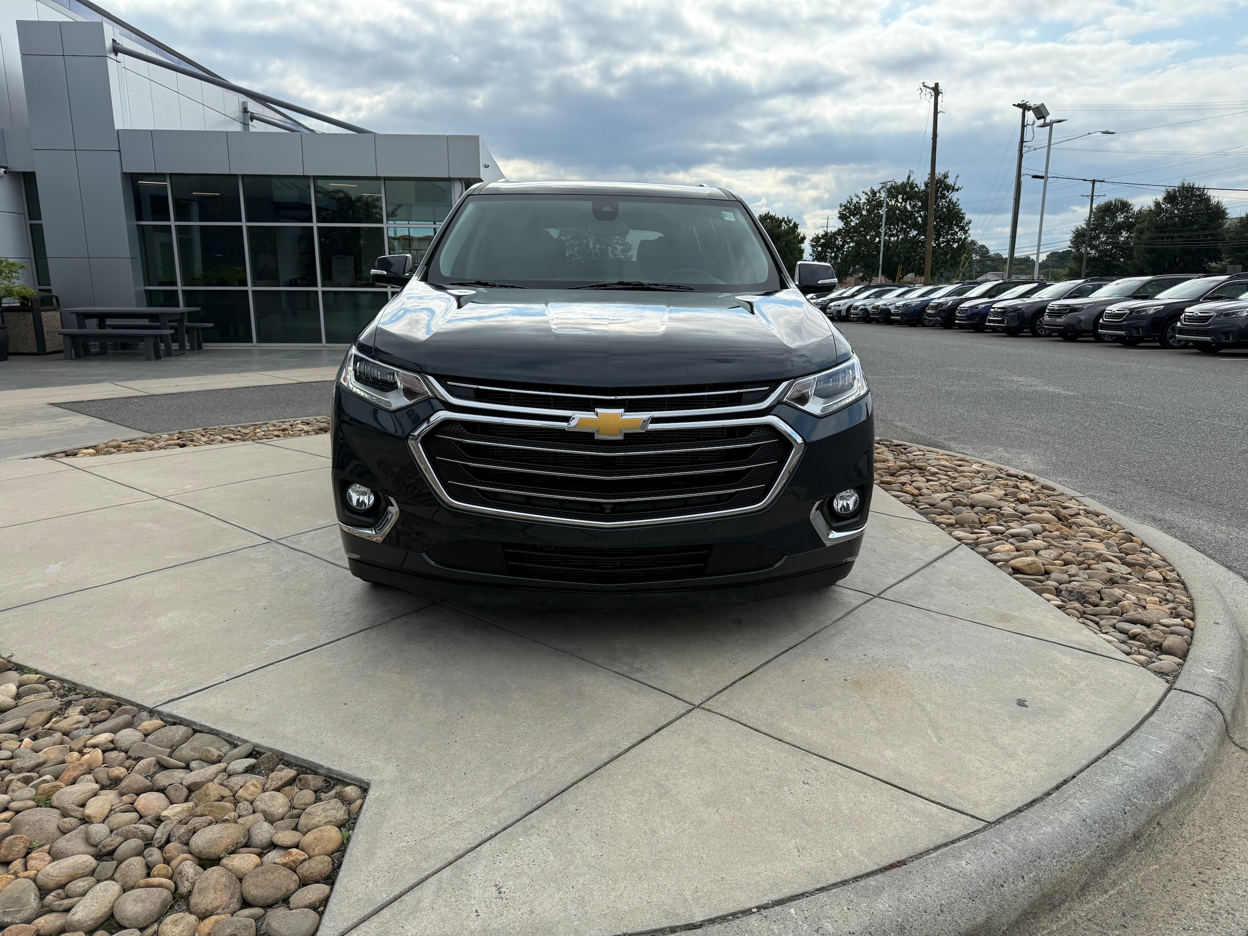 2020 Chevrolet Traverse Premier photo 3