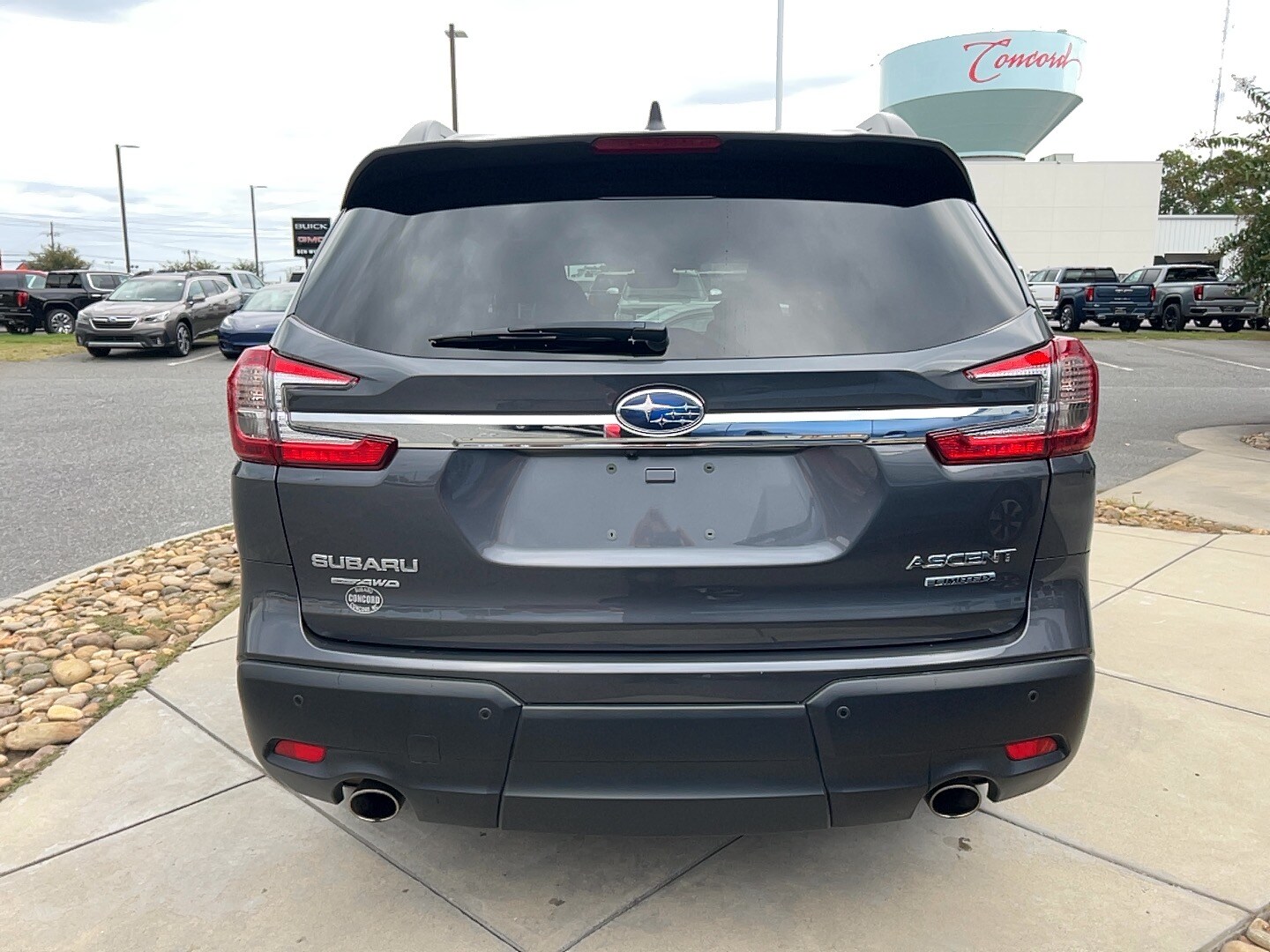2023 Subaru Ascent Limited photo 4