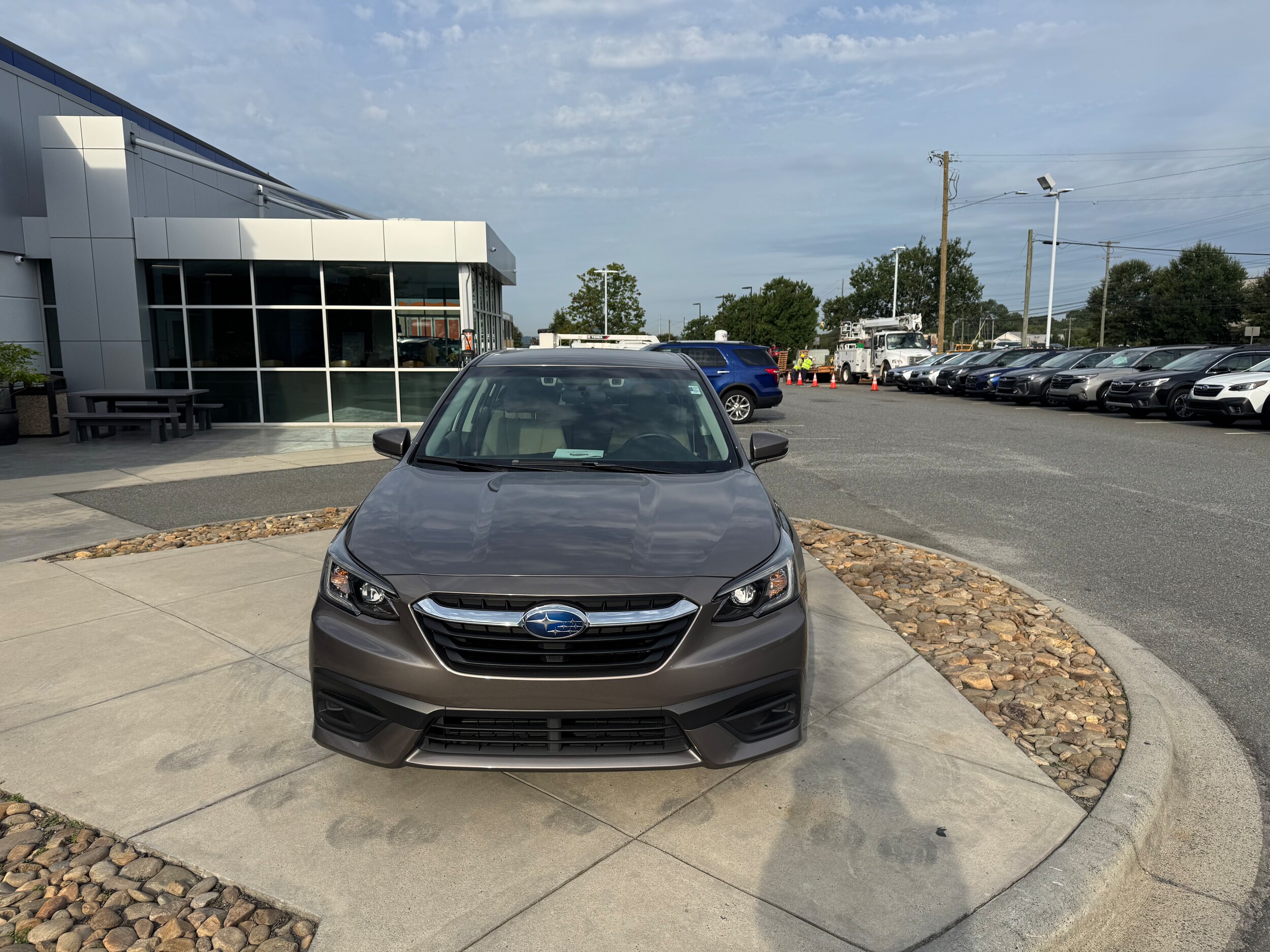 2022 Subaru Legacy Premium photo 2