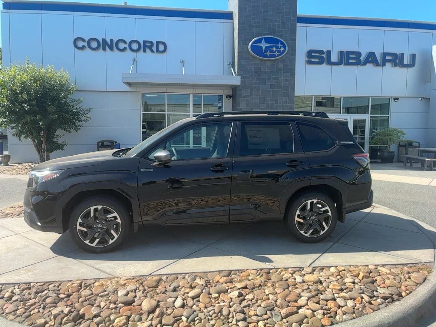 2026 Subaru Forester Premium Hybrid's photo