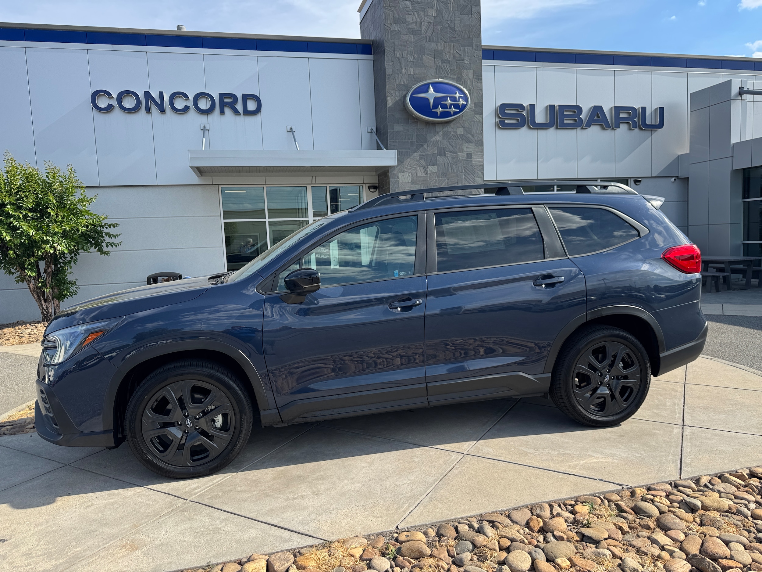 2024 Subaru Ascent Onyx Edition 7 Passenger's photo
