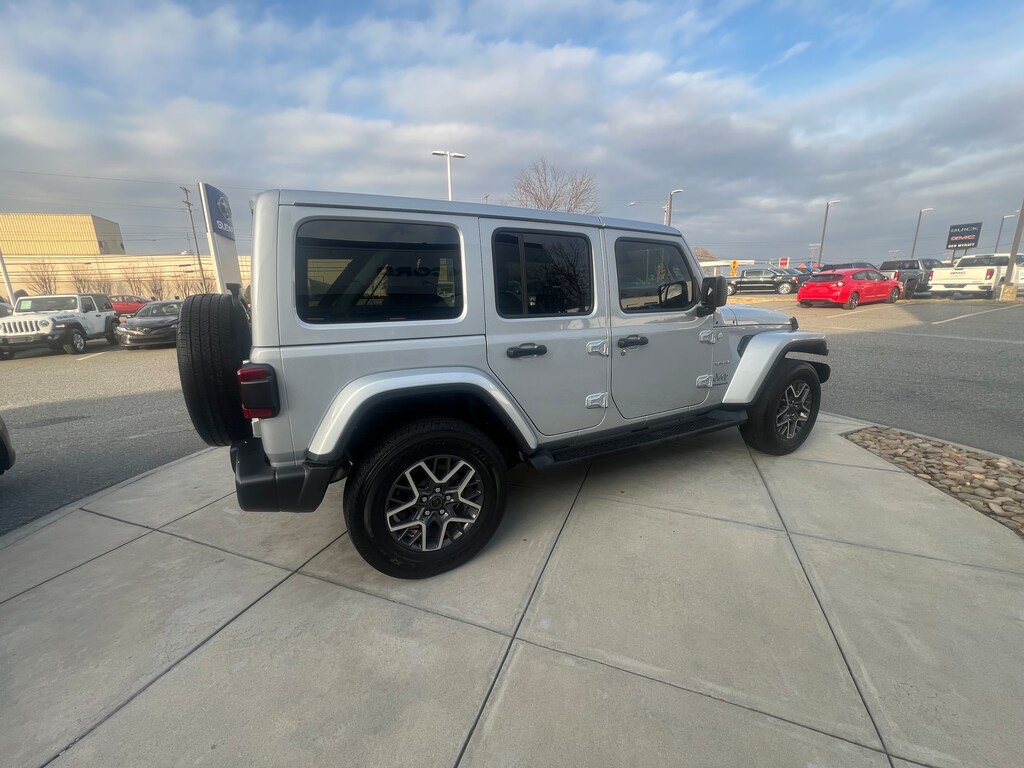 Used 2024 Jeep Wrangler Sahara SUV
