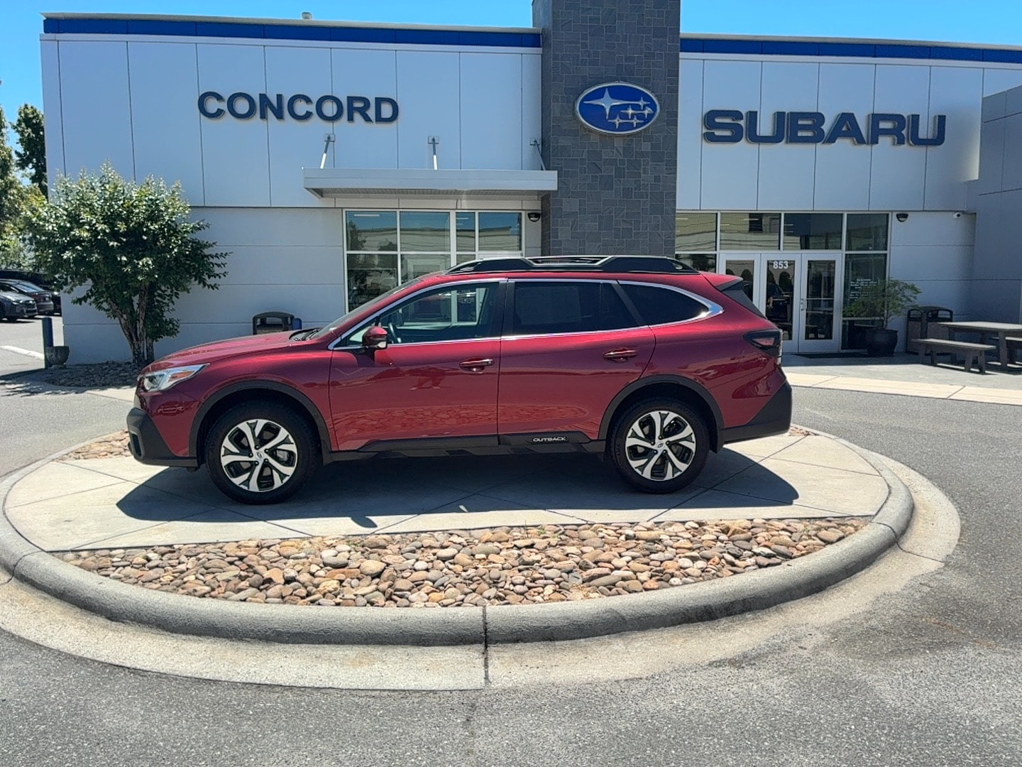 2021 Subaru Outback Limited's photo