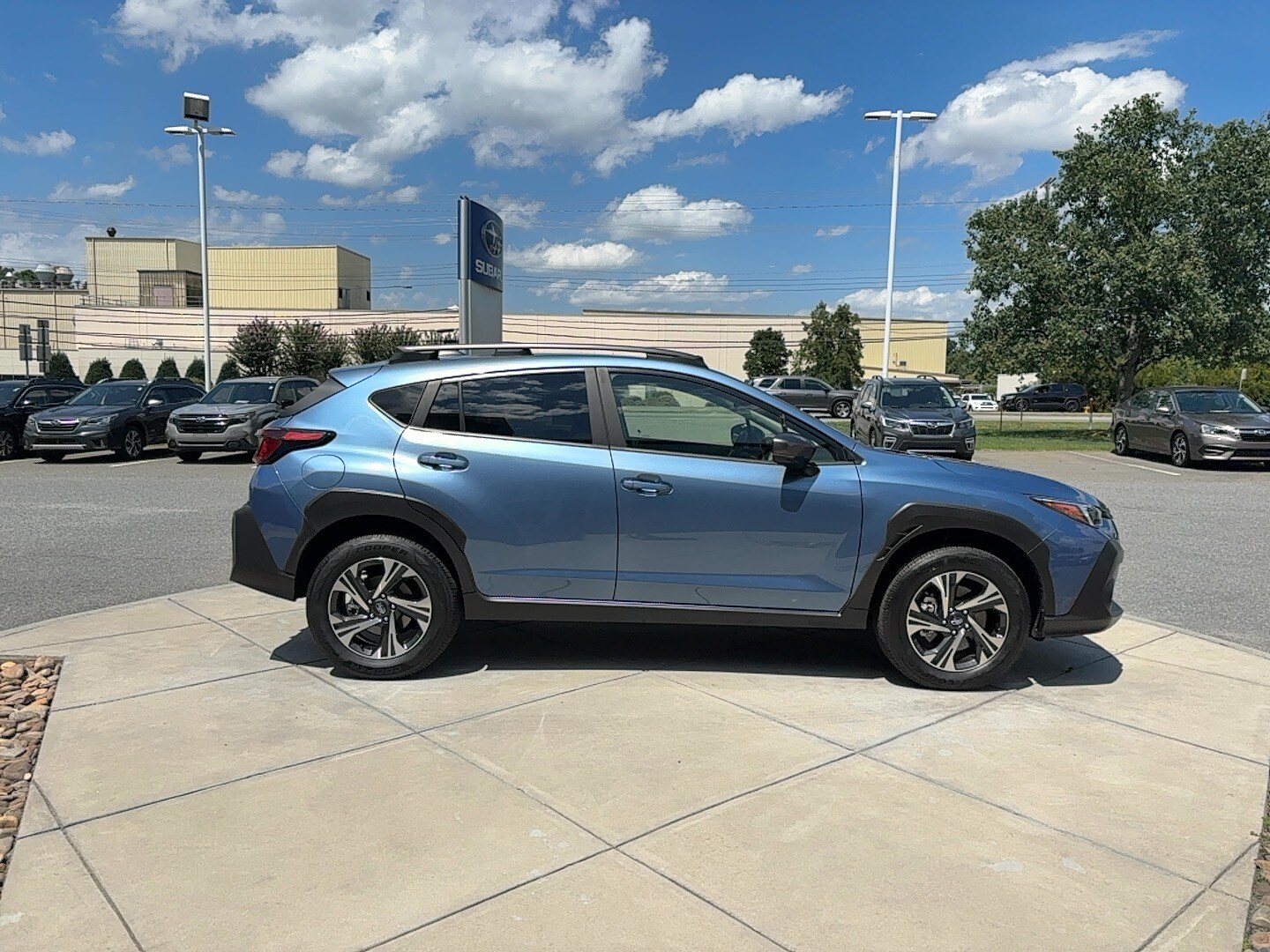 2024 Subaru Crosstrek Premium photo 3