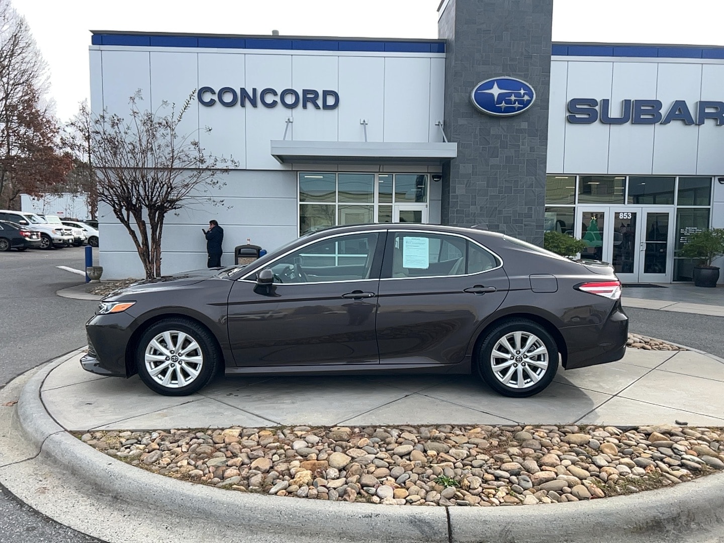 2020 Toyota Camry LE's photo