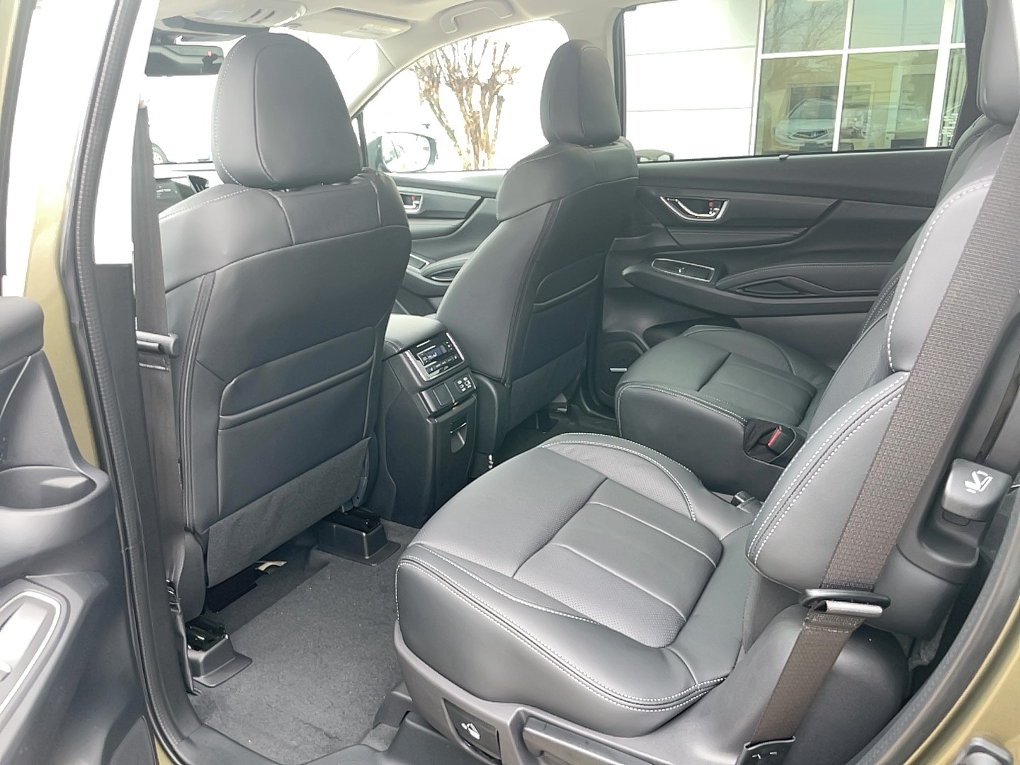 2026 Subaru Ascent Limited - Photo 6