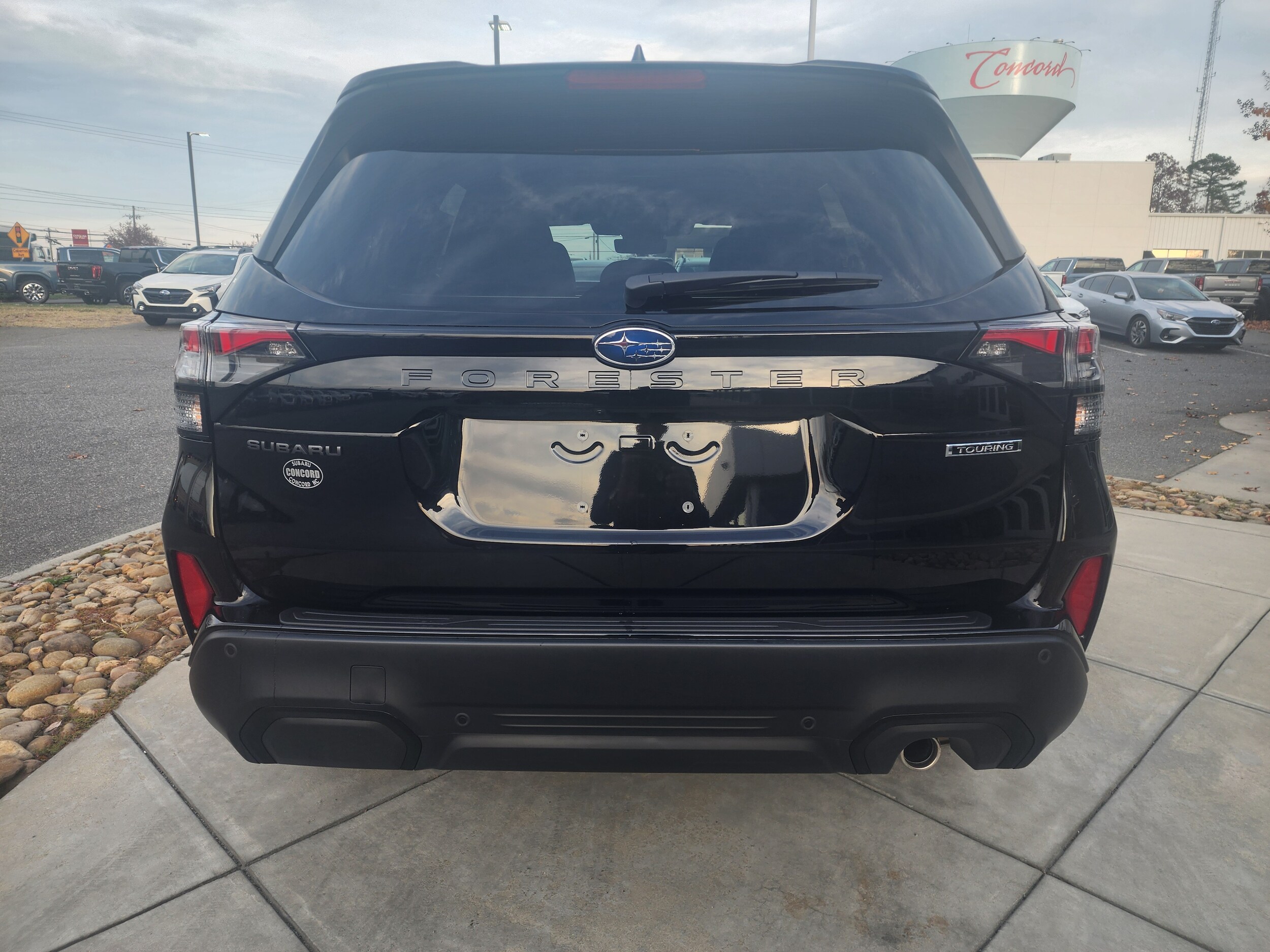 2026 Subaru Forester Touring photo 3