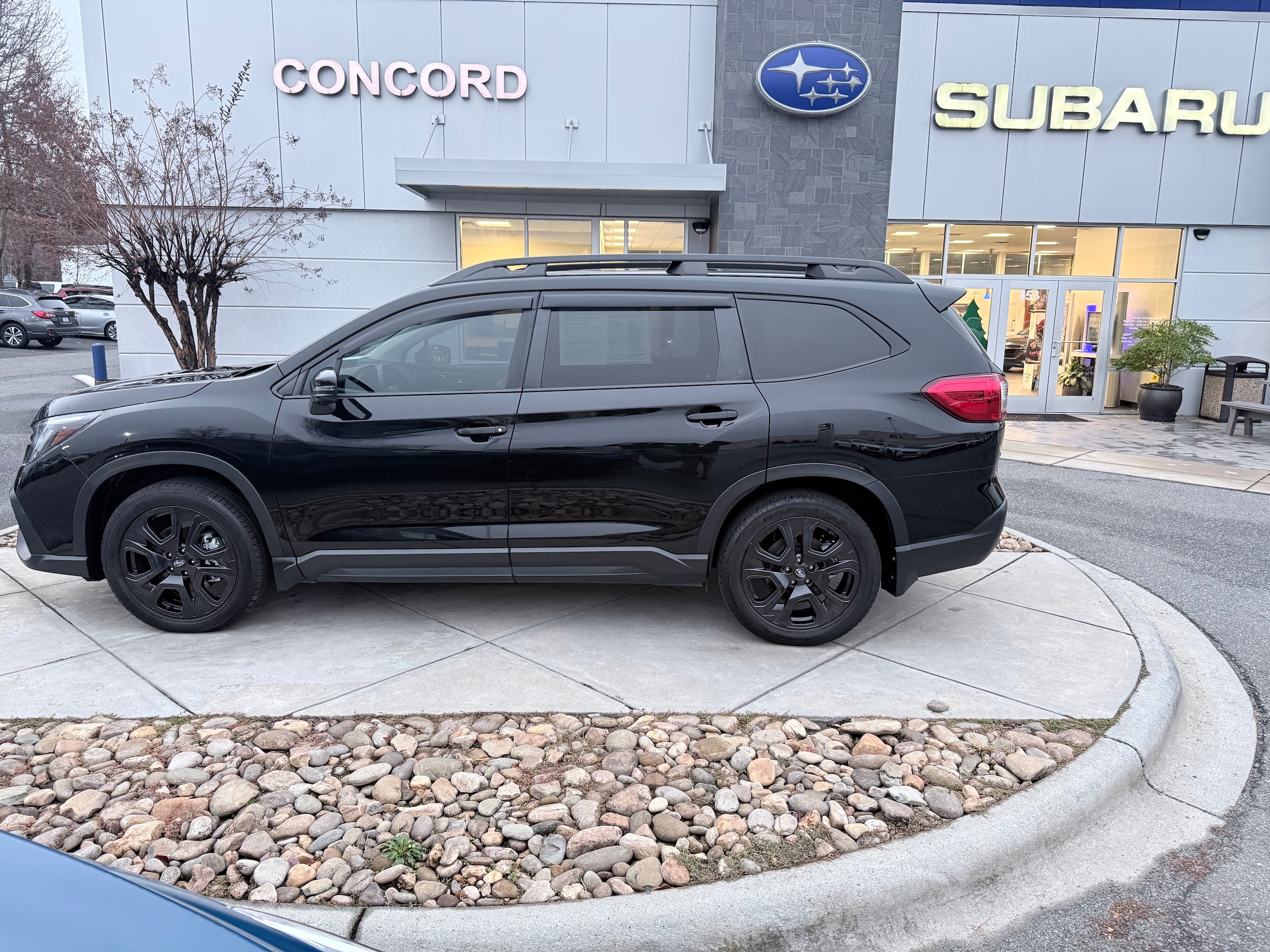 2023 Subaru Ascent Onyx Edition Limited's photo