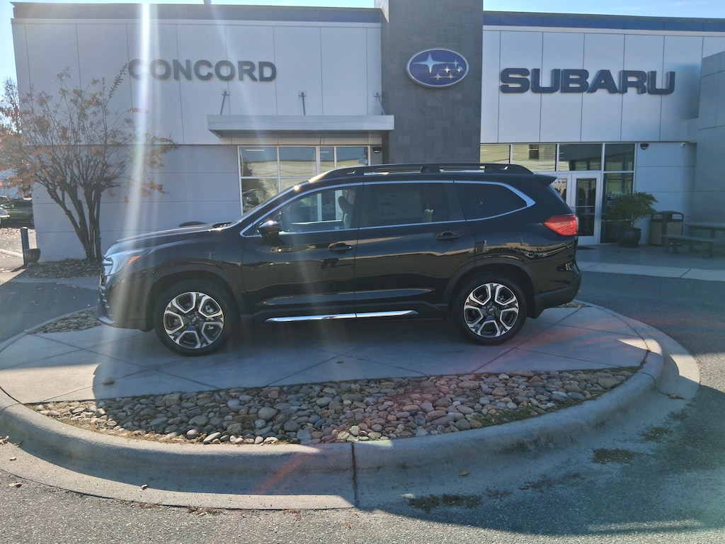New 2026 Subaru Ascent Limited 8-Passenger SUV