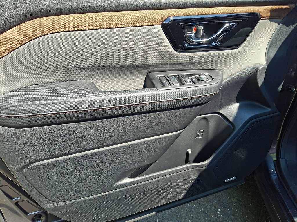 2026 Subaru Forester Sport - Photo 9