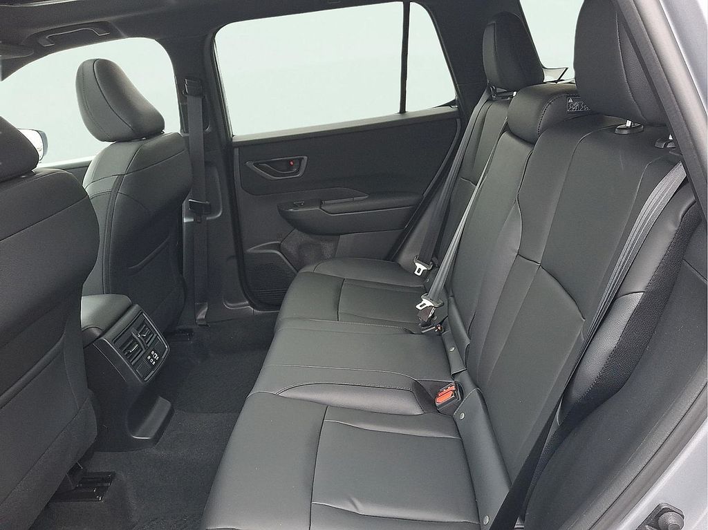 2026 Subaru Outback Premium - Photo 7