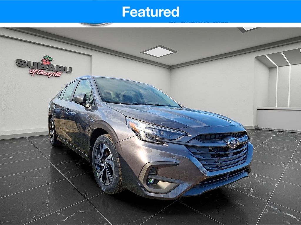 2025 Subaru Legacy Premium's photo