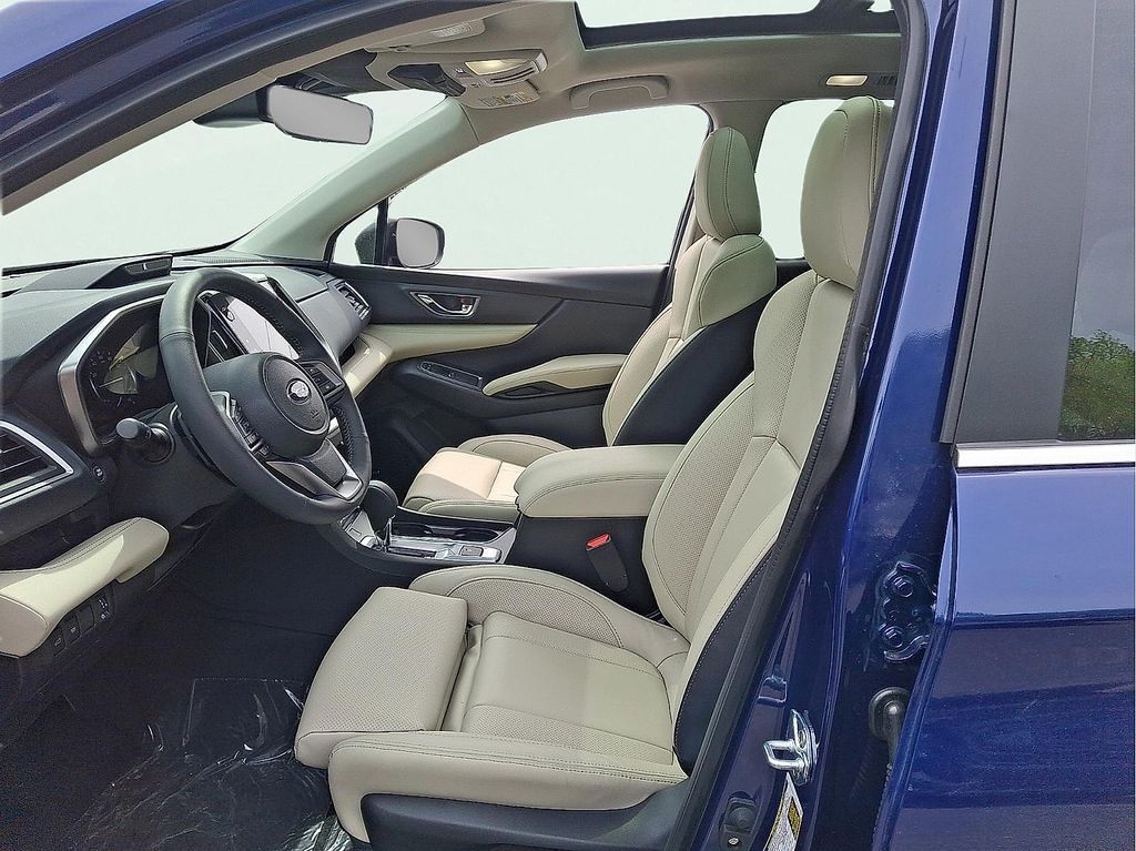 2026 Subaru Ascent Limited - Photo 10