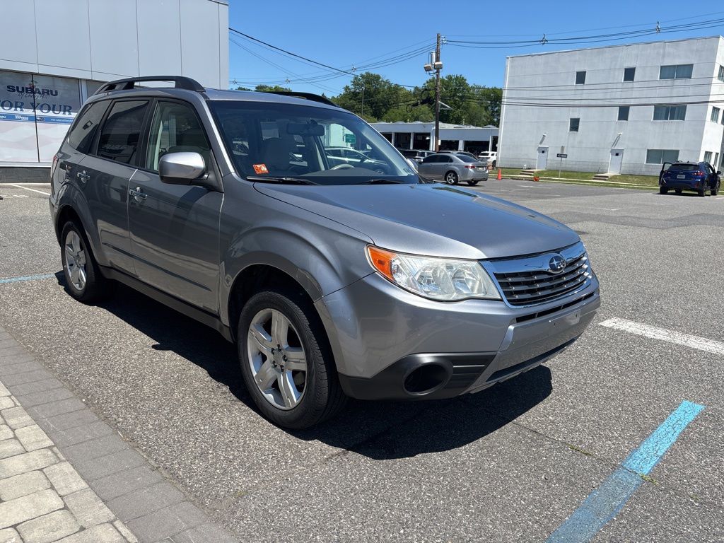 2010 Subaru Forester 2.5X Premium AT's photo
