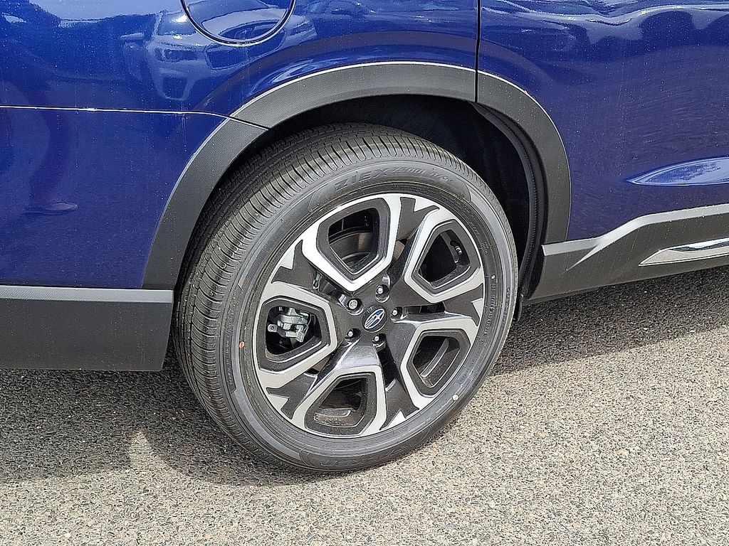 2026 Subaru Ascent Limited - Photo 6