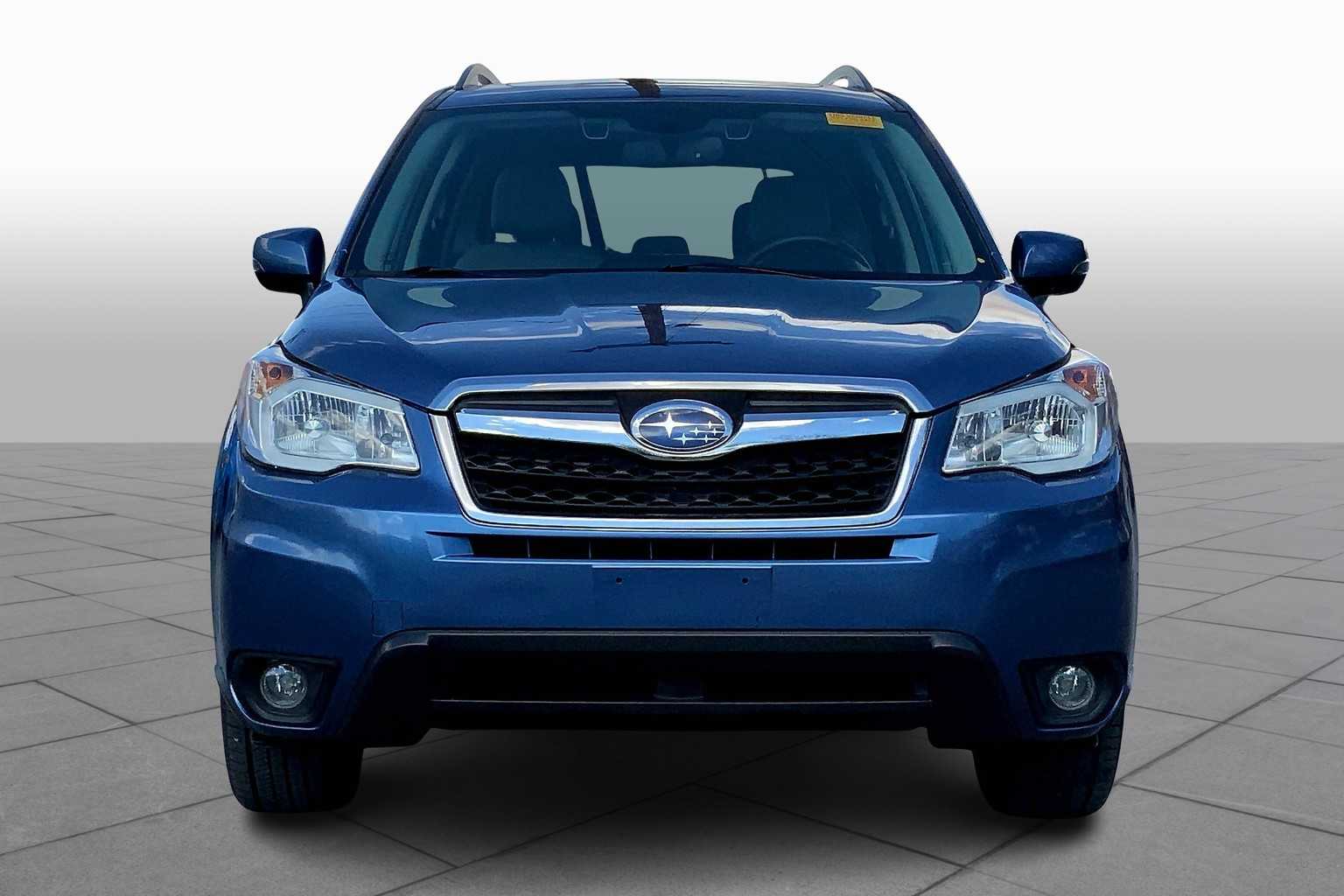 2016 Subaru Forester 2.5i Touring photo 2