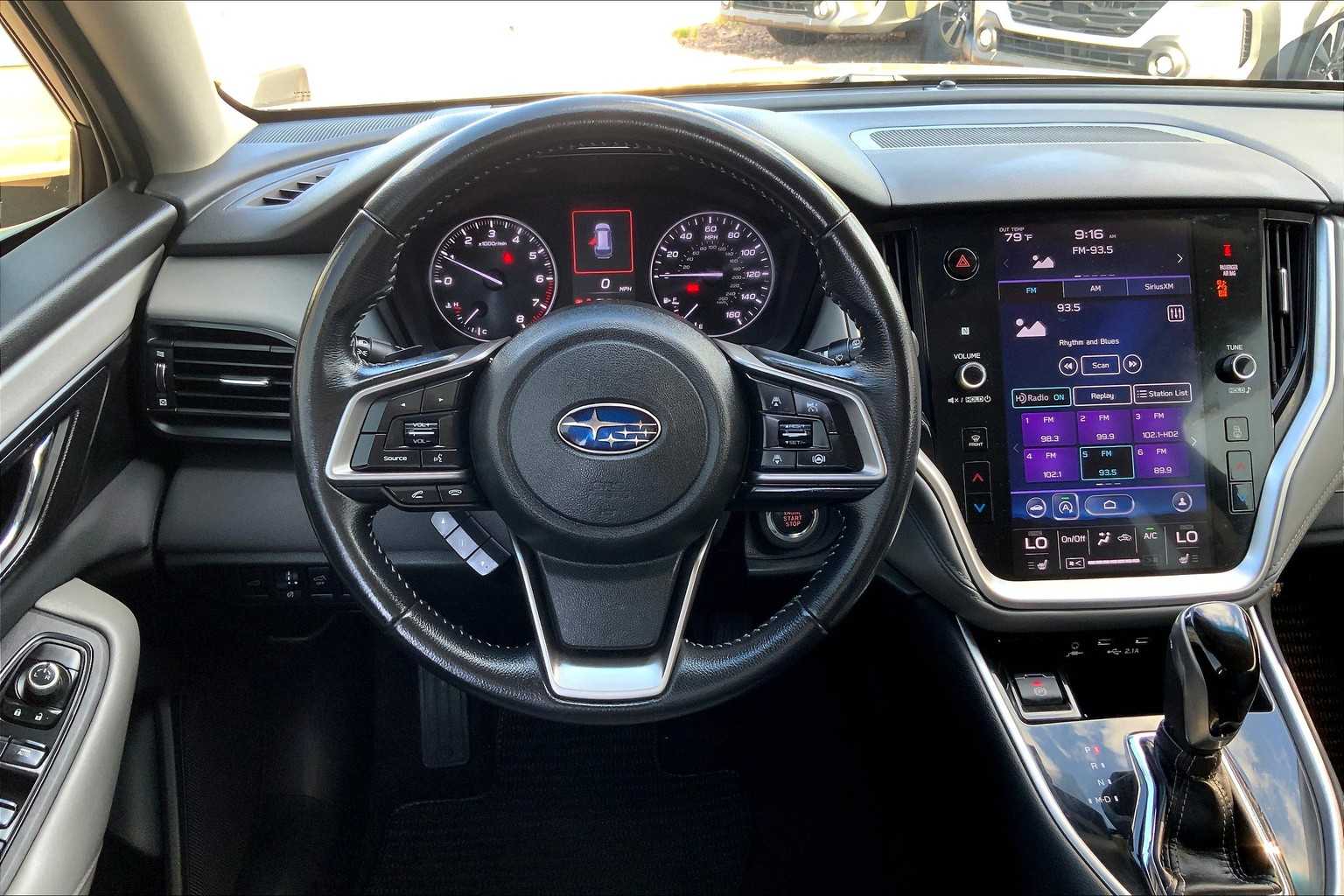 2022 Subaru Outback Premium photo 2