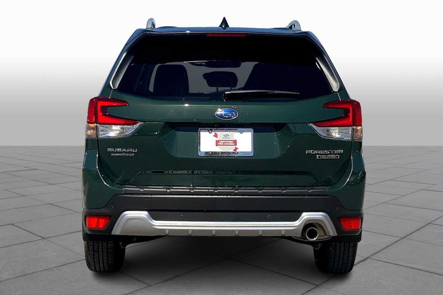 2024 Subaru Forester Touring photo 3