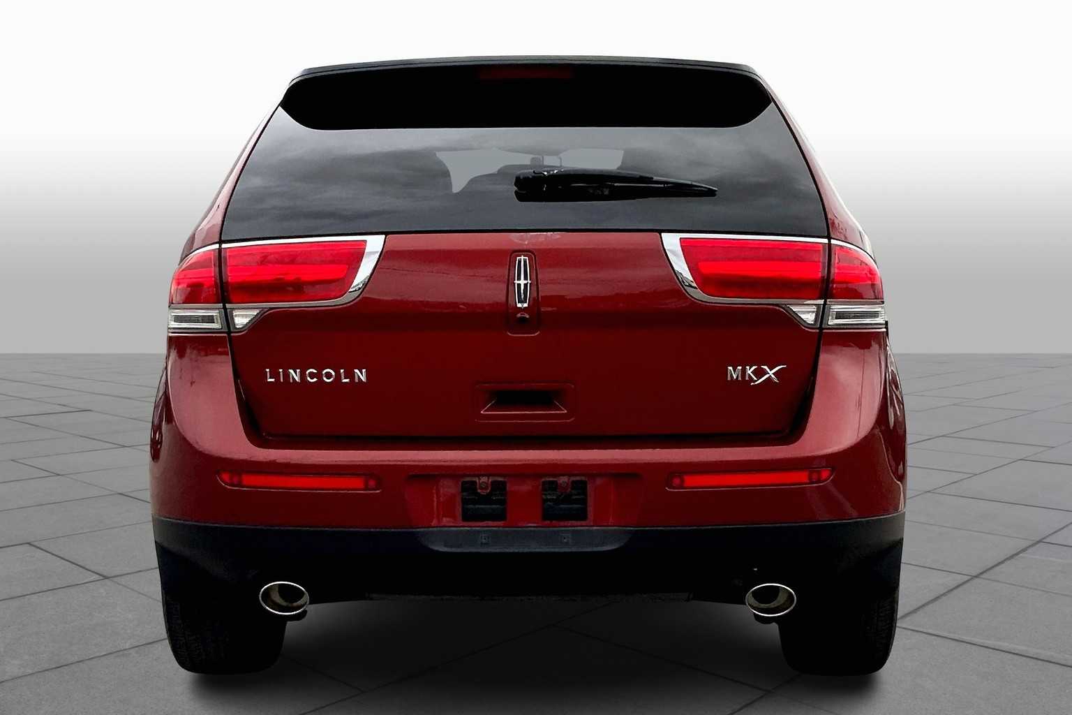 2014 Lincoln MKX photo 3