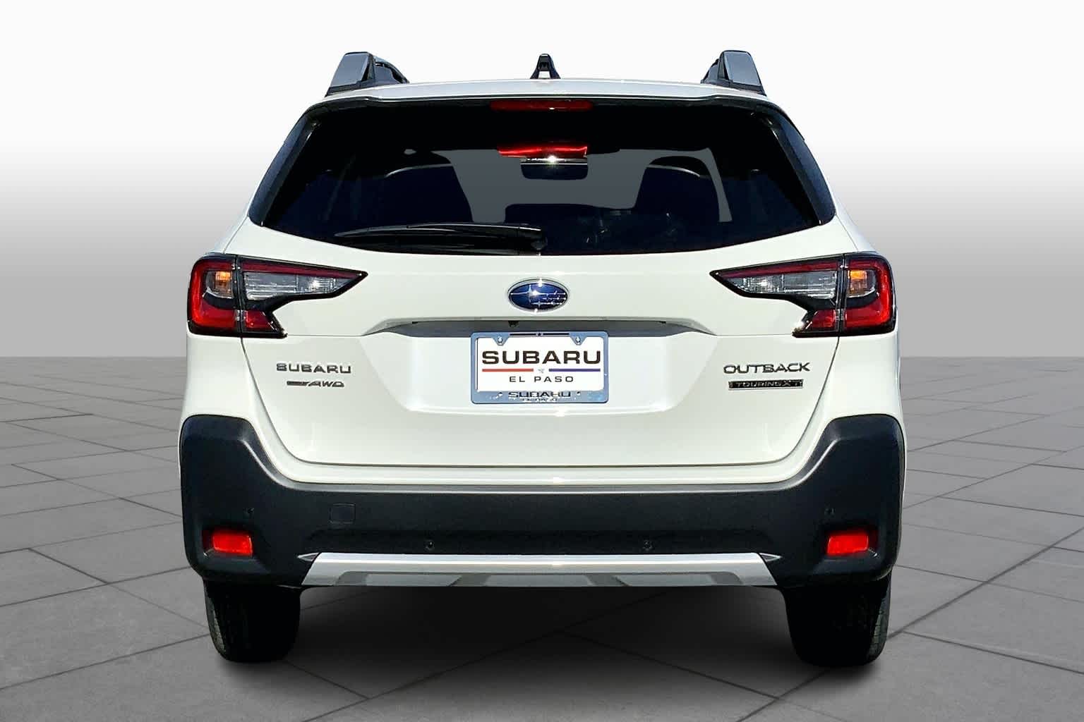 2025 Subaru Outback Touring XT photo 3
