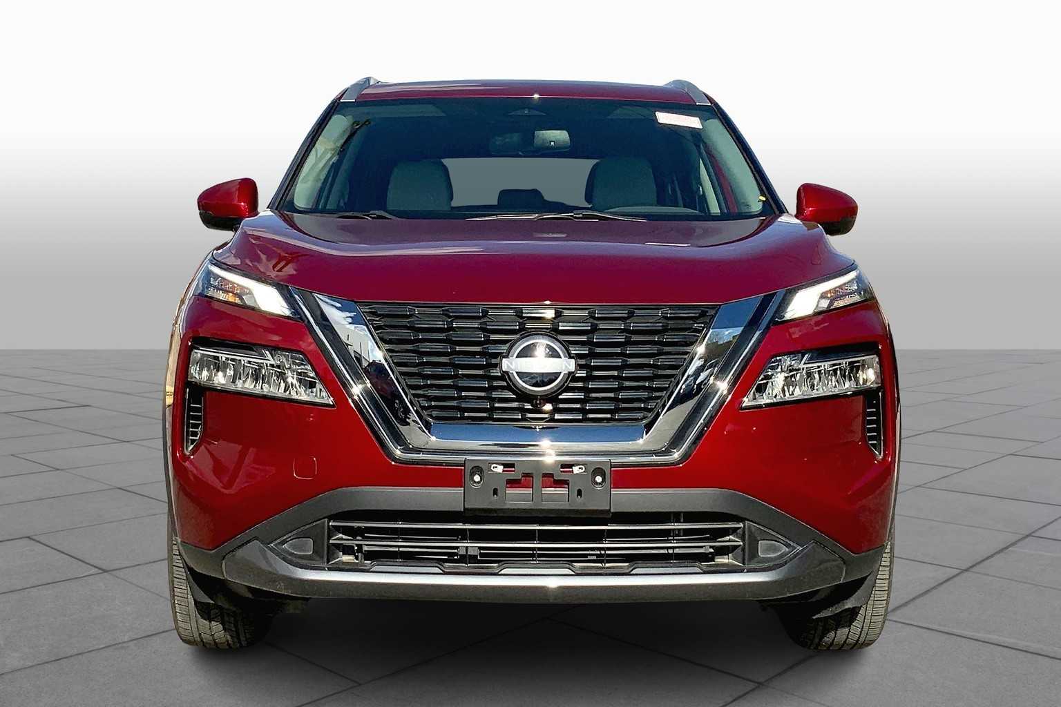 2023 Nissan Rogue SL photo 2