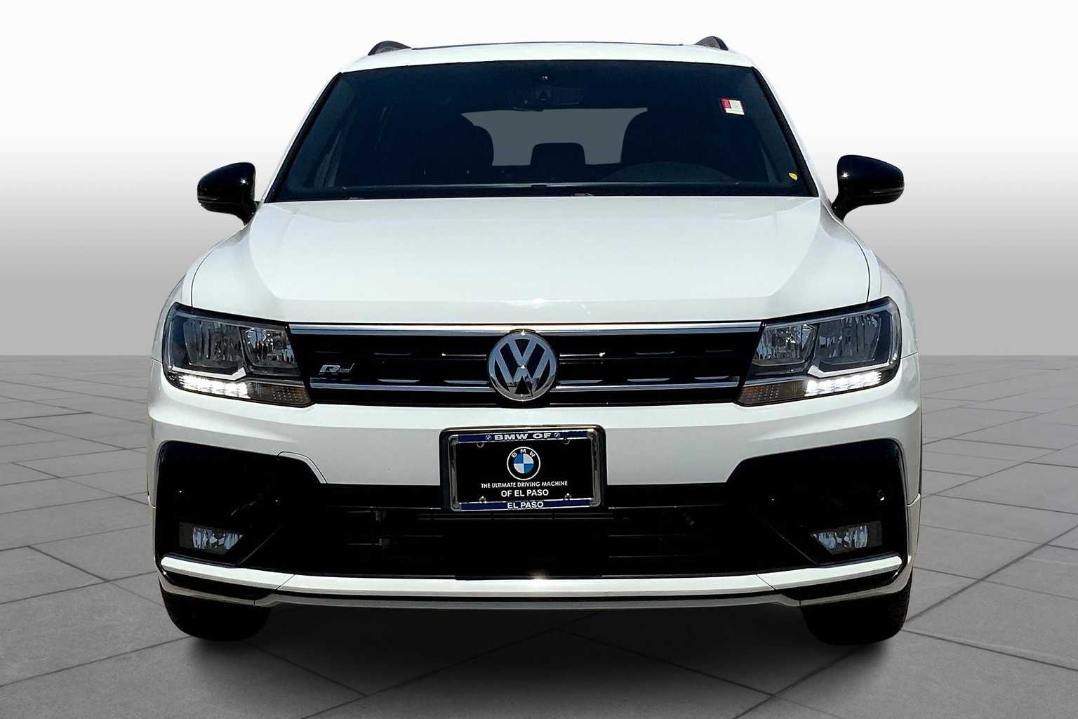 2020 Volkswagen Tiguan SE R-Line Black photo 2