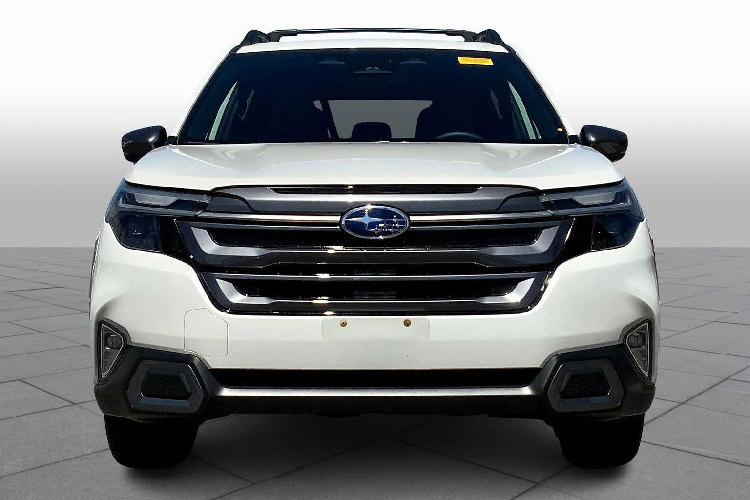 2025 Subaru Forester Limited photo 2