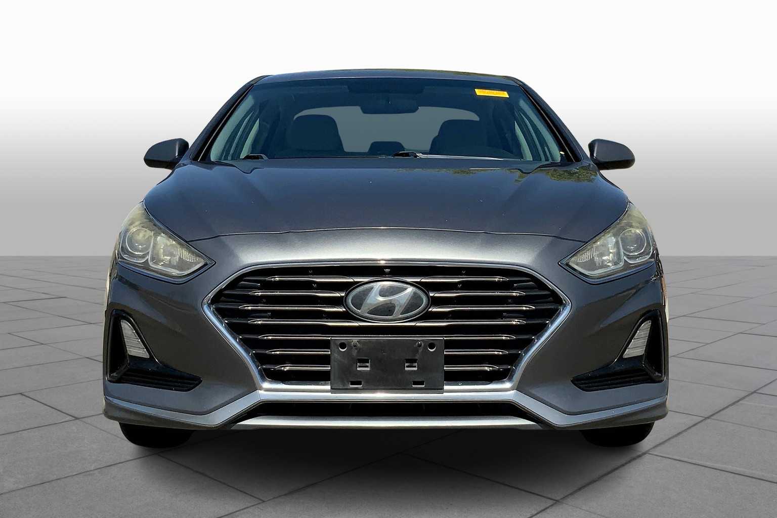 2018 Hyundai Sonata SE photo 2
