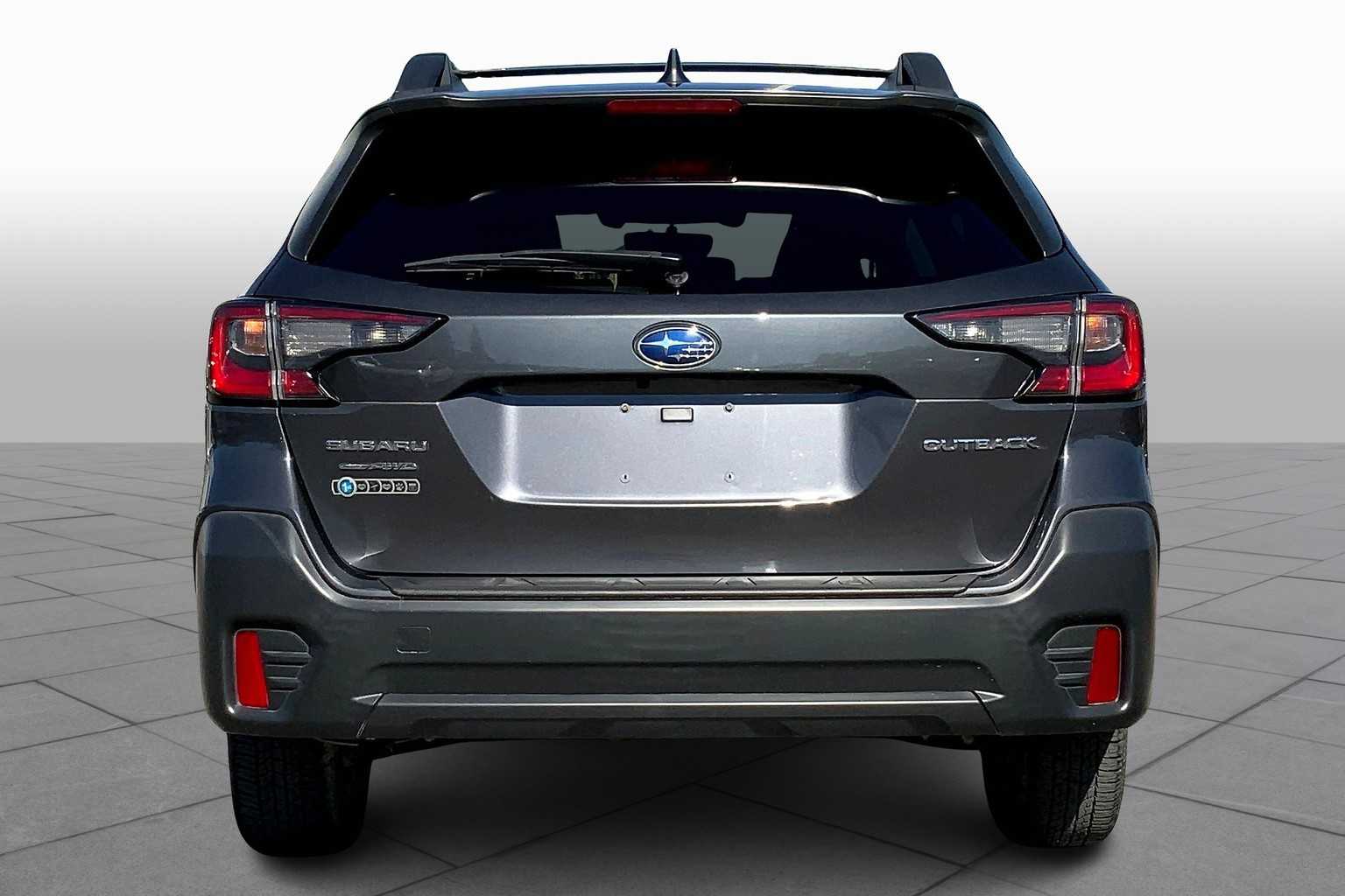 2022 Subaru Outback Premium photo 3