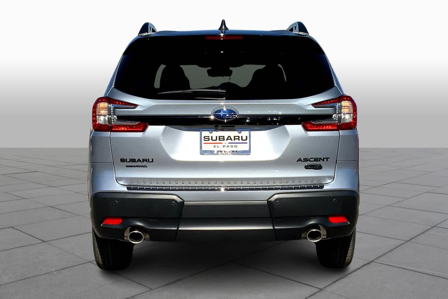 2025 Subaru Ascent Onyx Edition photo 3