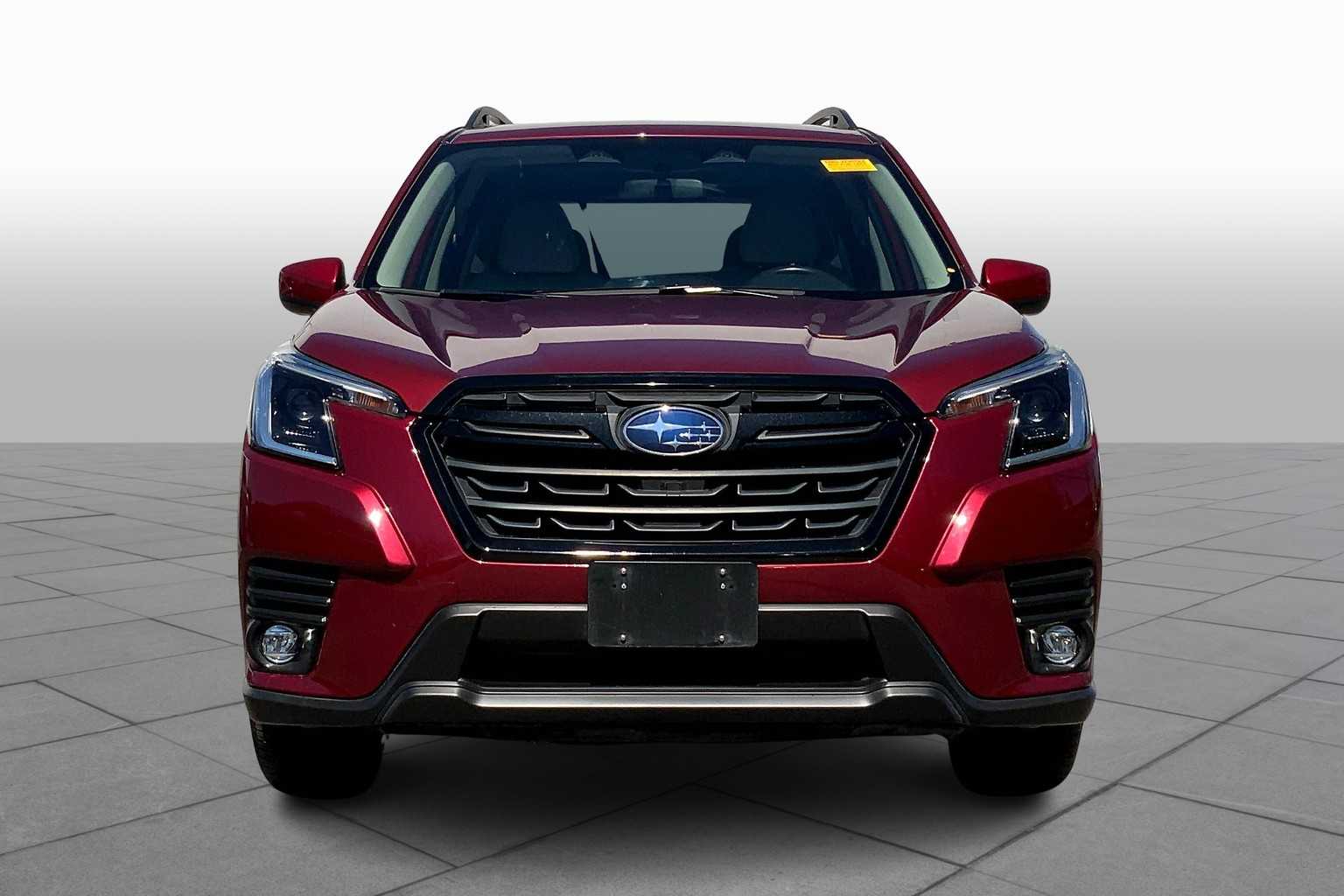 2024 Subaru Forester Premium photo 2