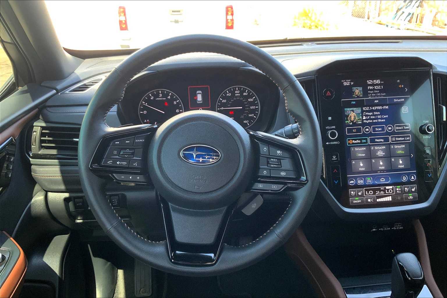 2025 Subaru Forester Touring photo 4