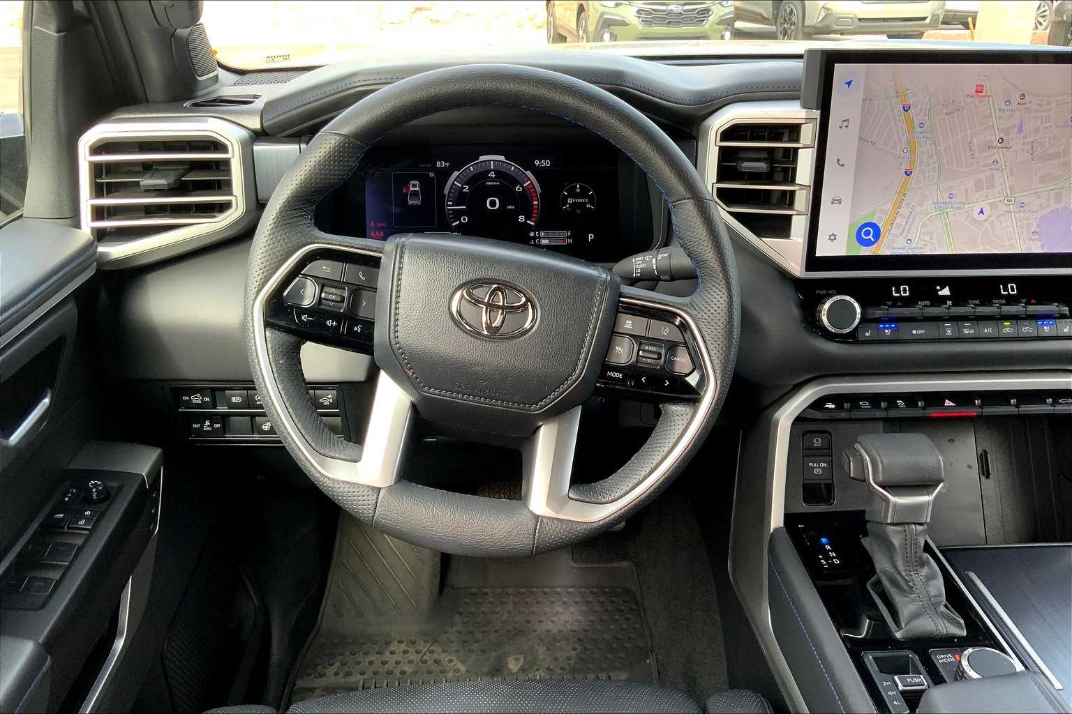 2025 Toyota Tundra Platinum CrewMax photo 4