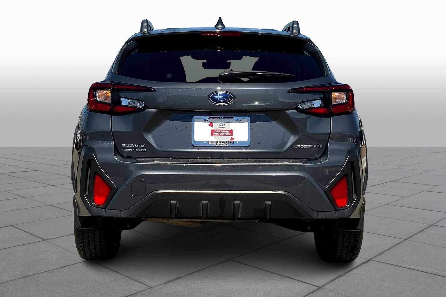 2024 Subaru Crosstrek Premium photo 3