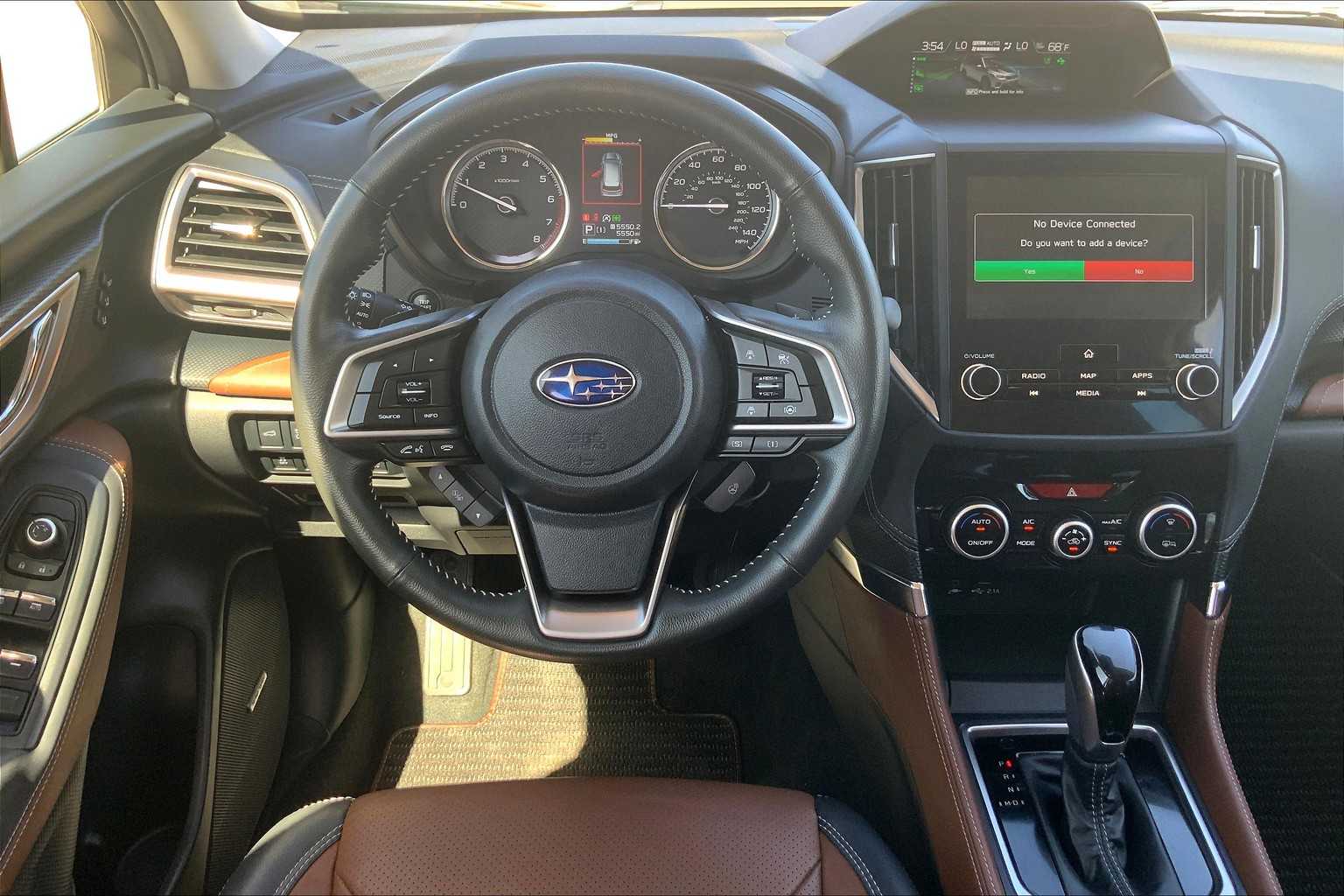 2024 Subaru Forester Touring photo 4