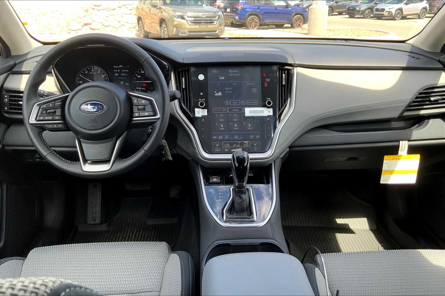 2025 Subaru Outback Premium photo 2