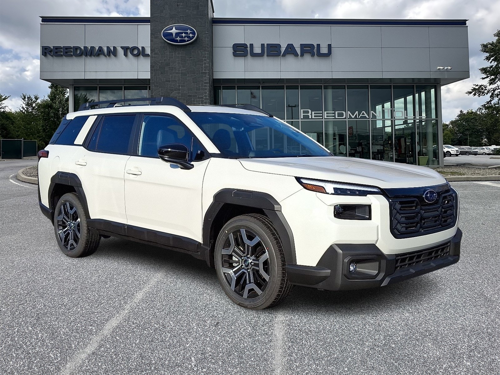 2026 Subaru Outback Touring's photo