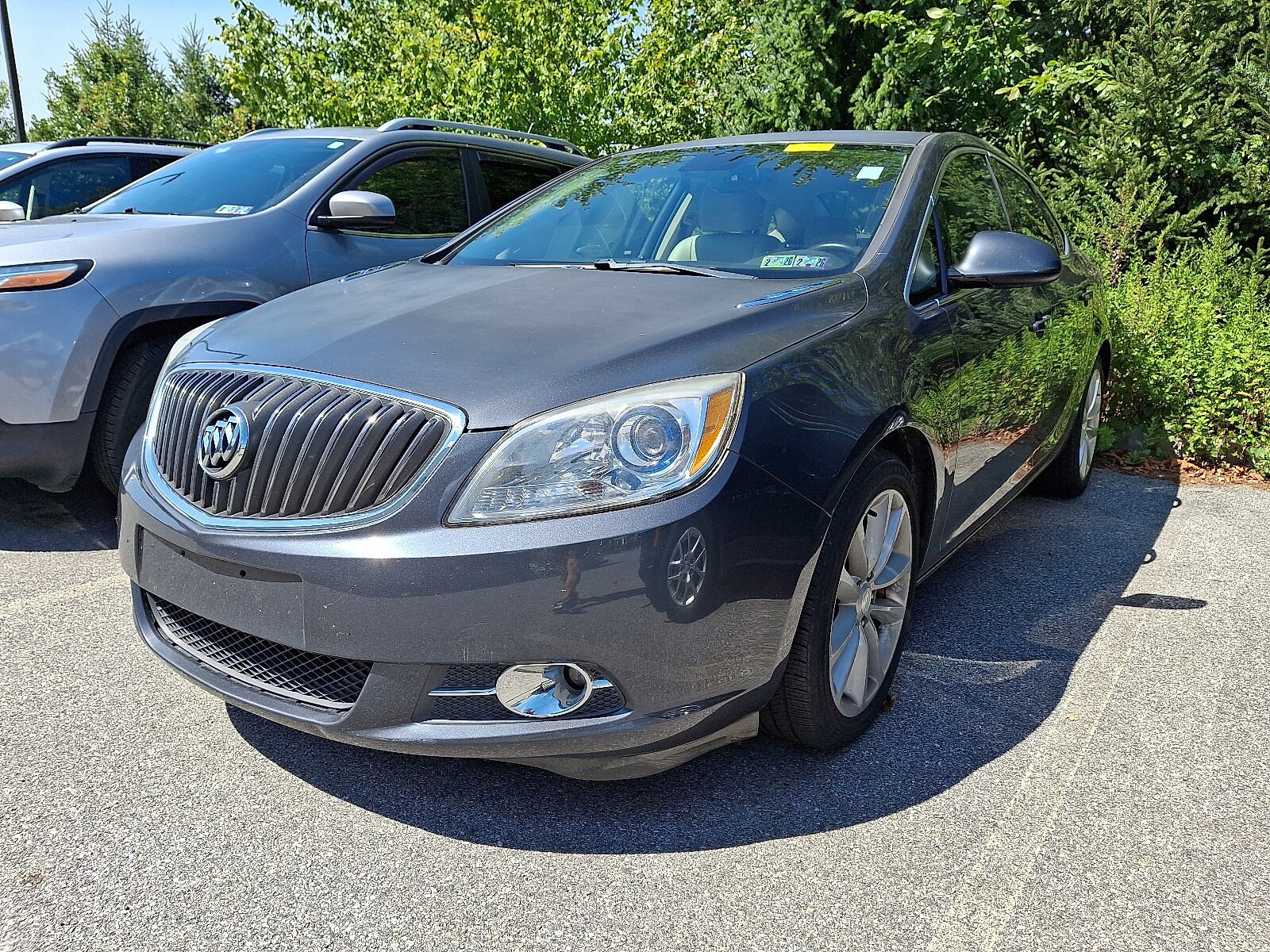 2013 Buick Verano Leather photo 2