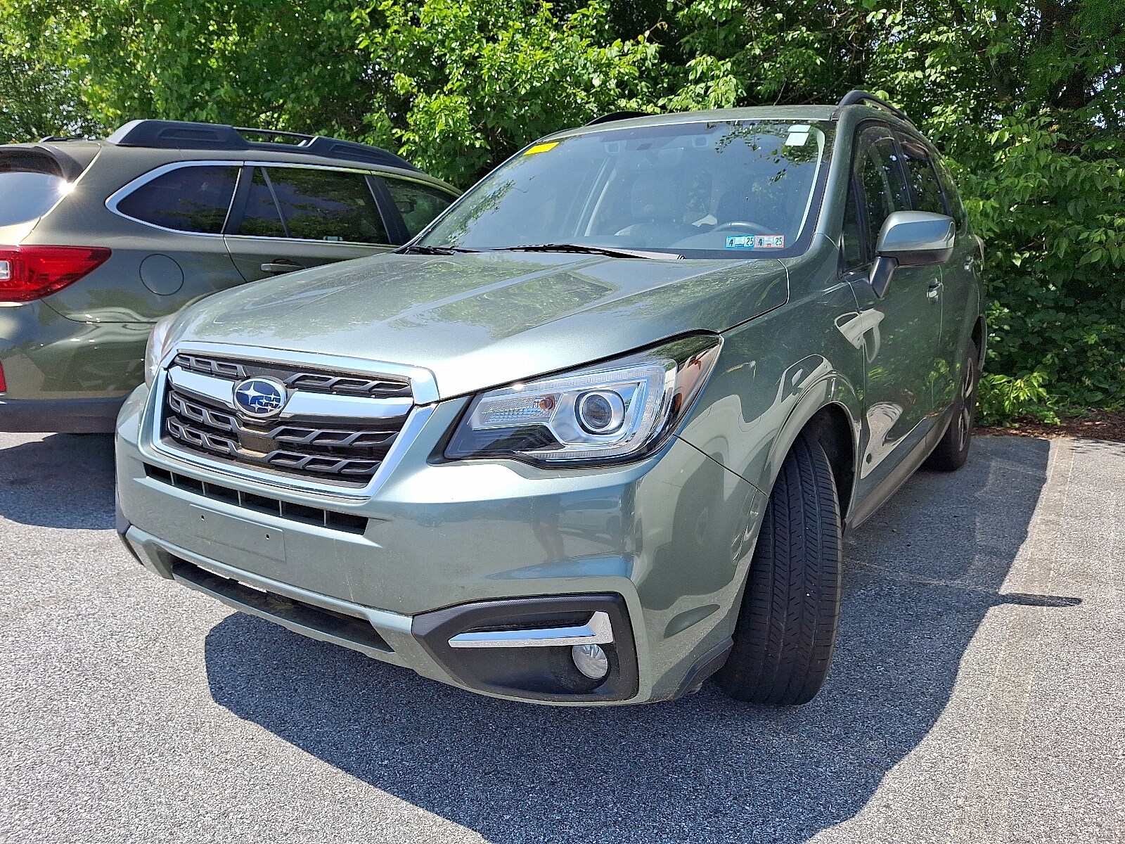 2018 Subaru Forester 2.5i Limited photo 2