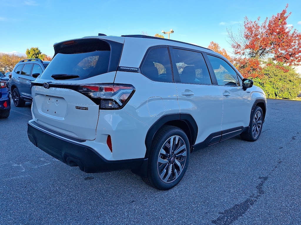 New 2025 Subaru Forester Hybrid Touring SUV