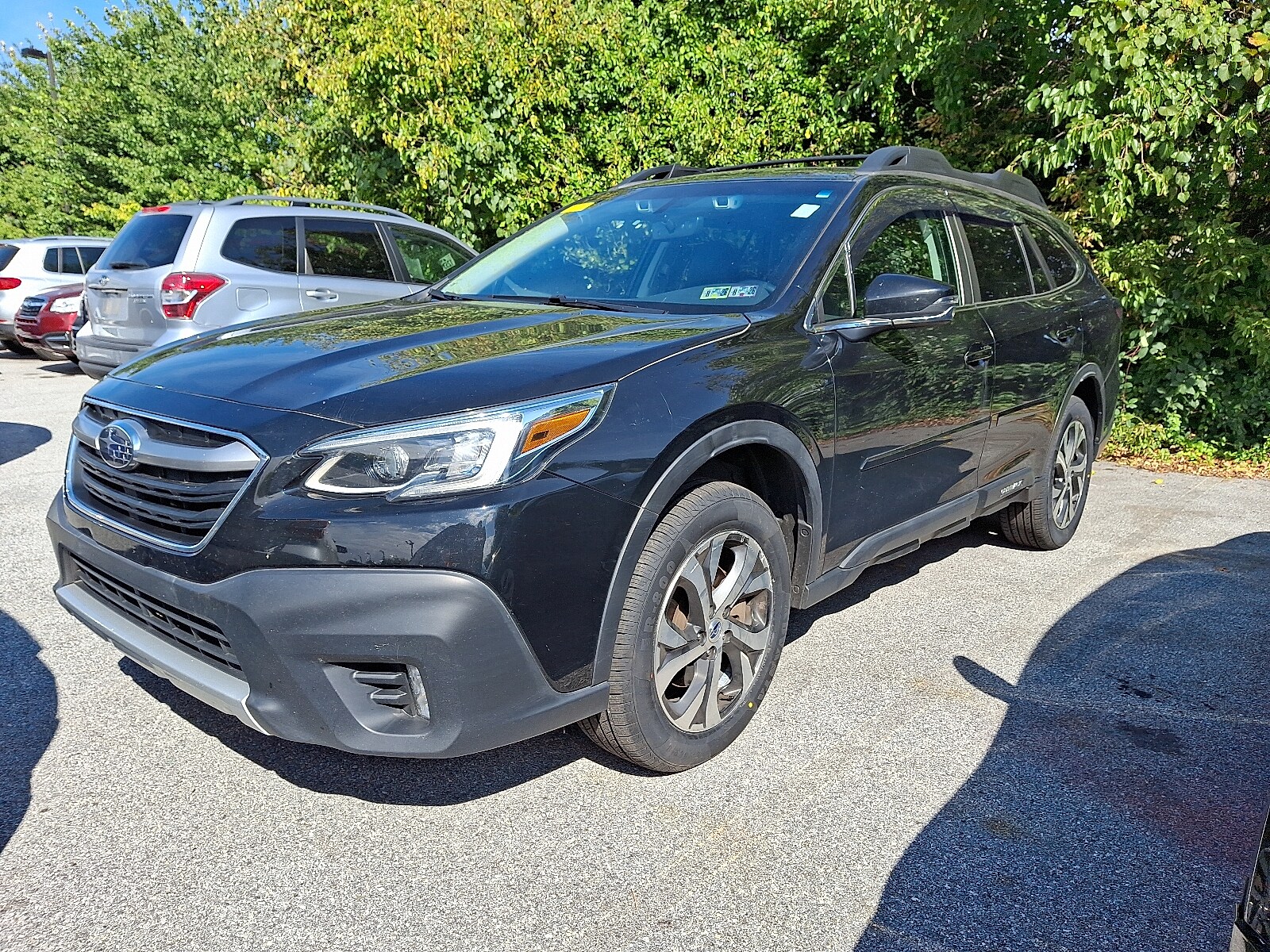 2022 Subaru Outback Limited Sport photo 2