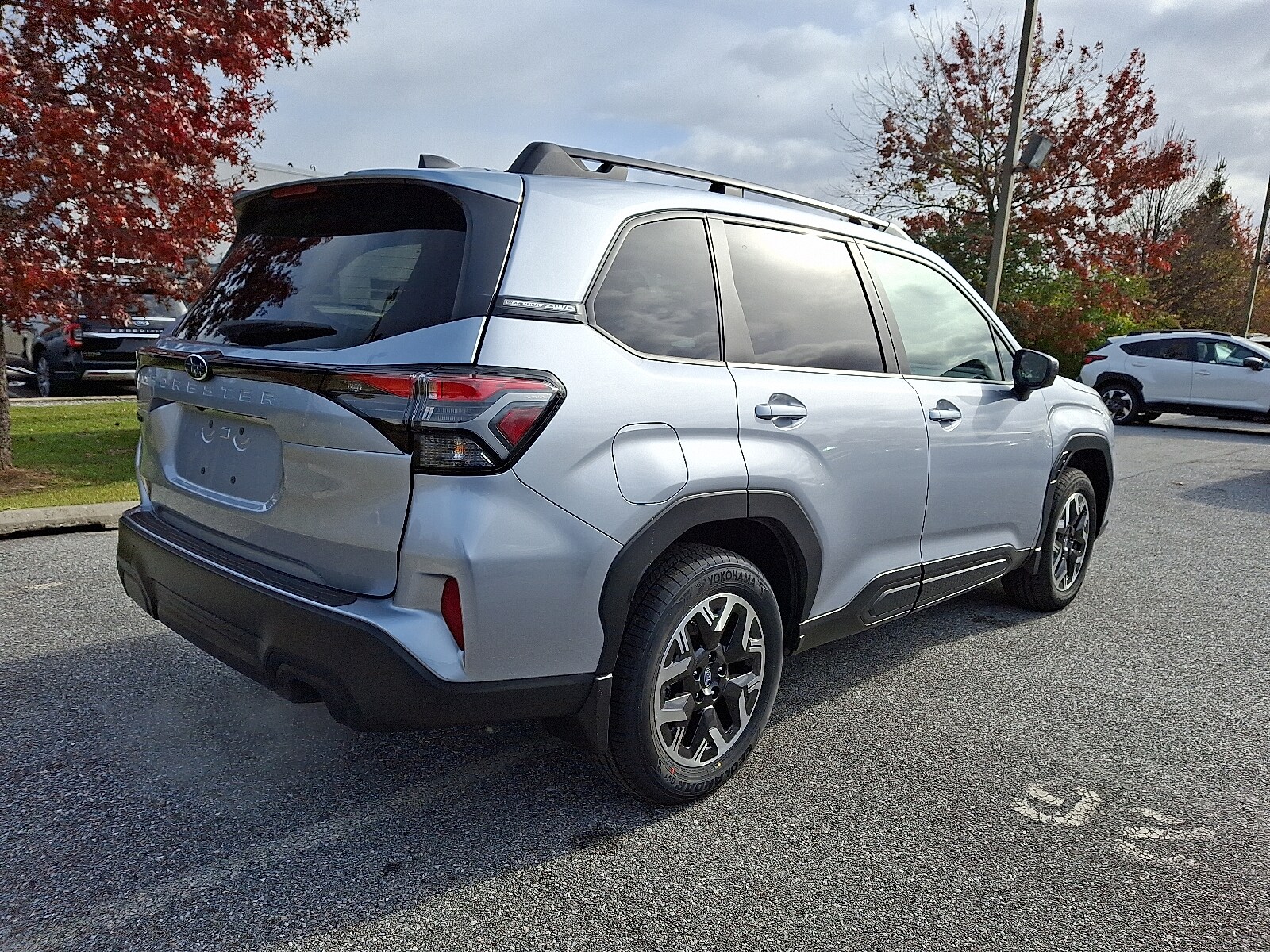 2026 Subaru Forester Premium photo 4