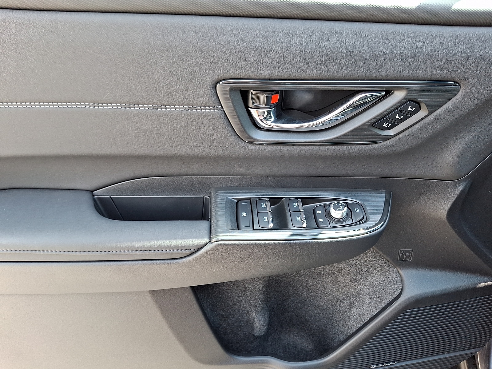 2026 Subaru Outback Touring XT - Photo 8