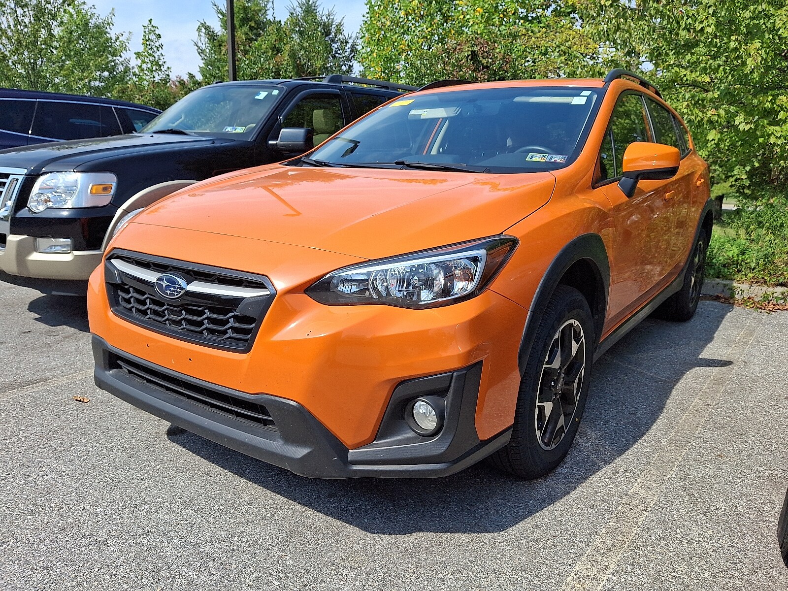 2019 Subaru Crosstrek 2.0i Premium photo 2