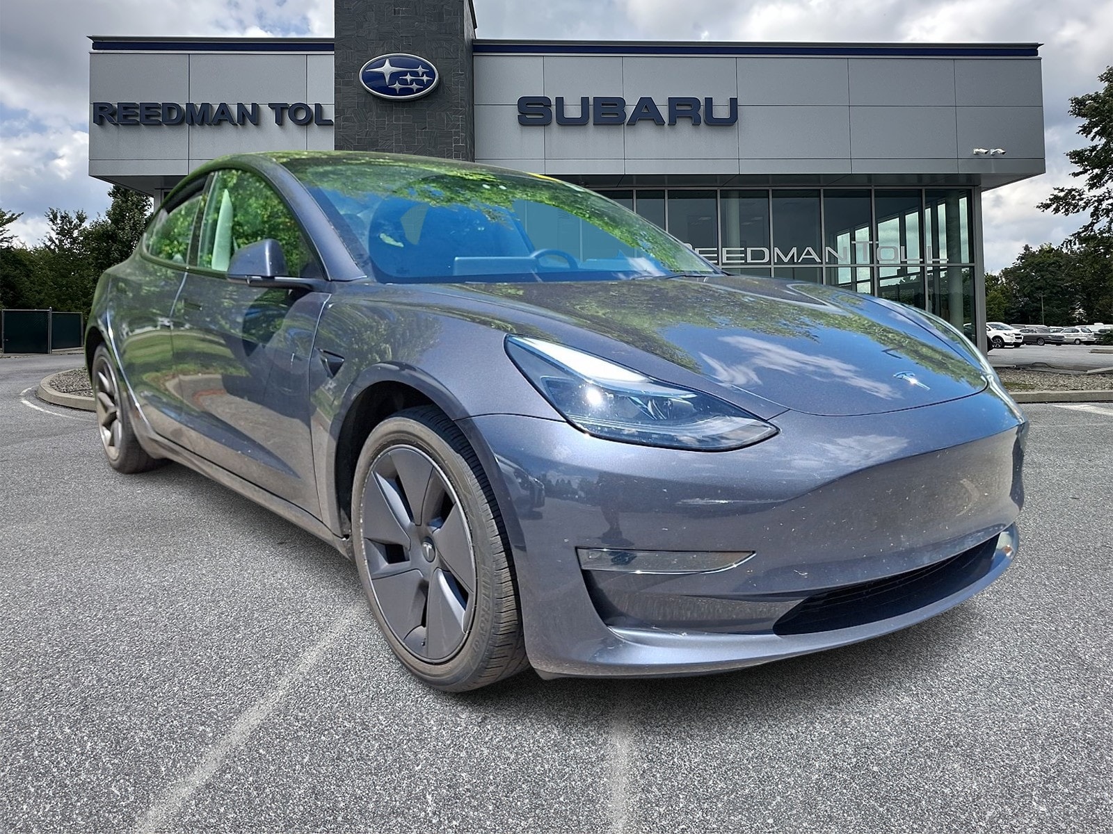 2023 Tesla Model 3 -'s photo