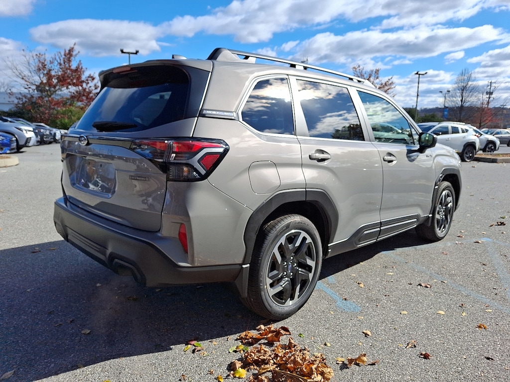 New 2025 Subaru Forester Hybrid Premium SUV