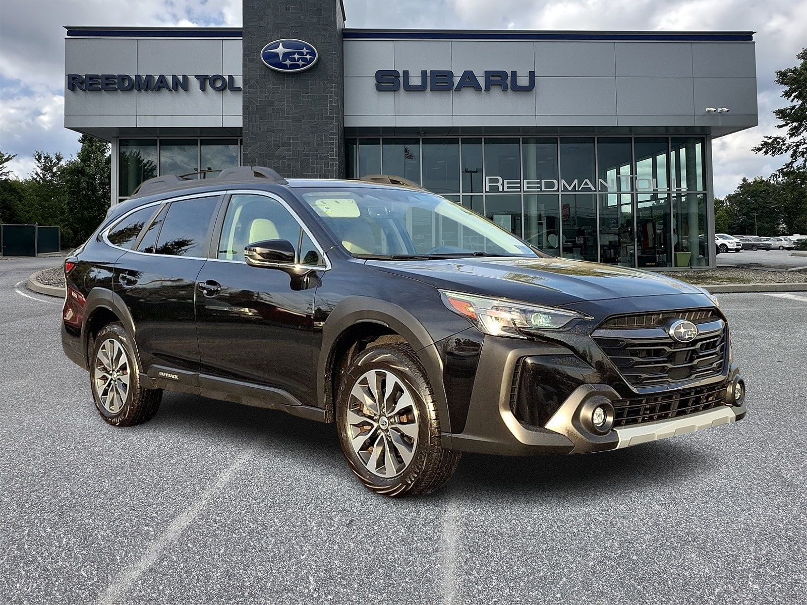 2023 Subaru Outback Limited's photo