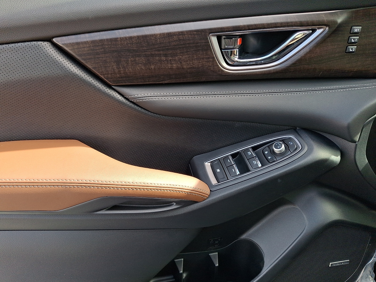 2026 Subaru Ascent Touring - Photo 8